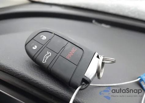 2015 Chrysler 200 Limited z USA, uszkodzony, nr VIN 1C3CCCAB7FN710065